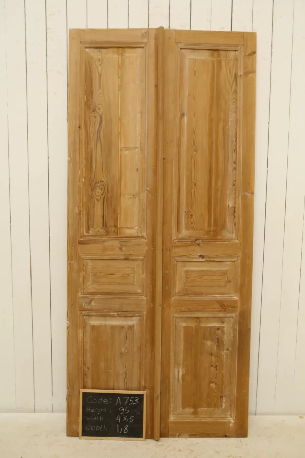 Antique French panel door - lot A753