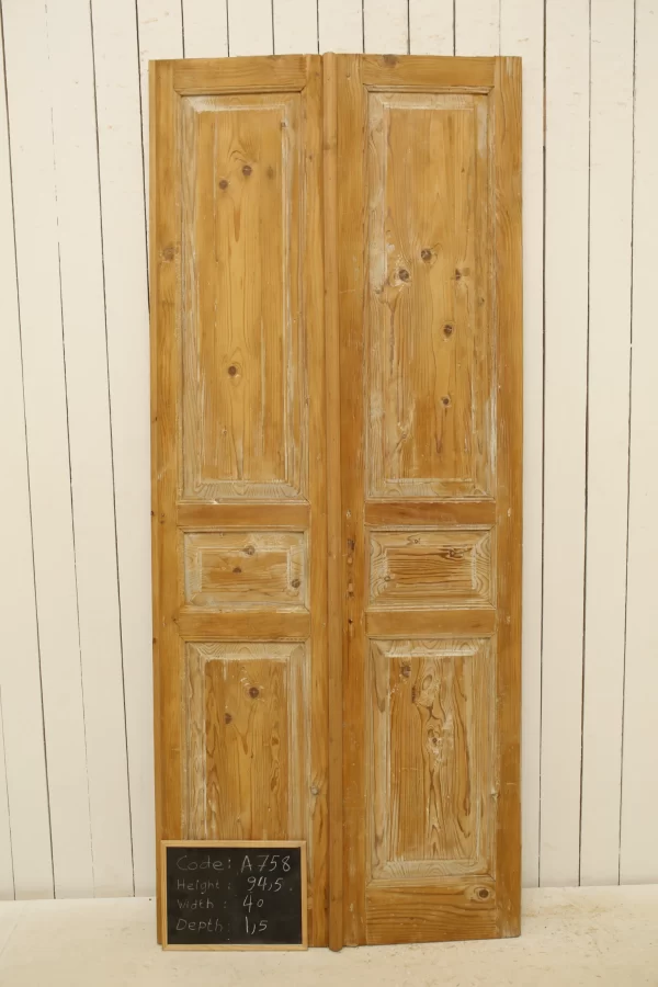 Antique French panel door - lot A758 - Image 3