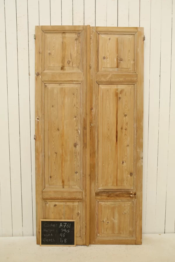 Antique French panel door - lot A761 - Image 2