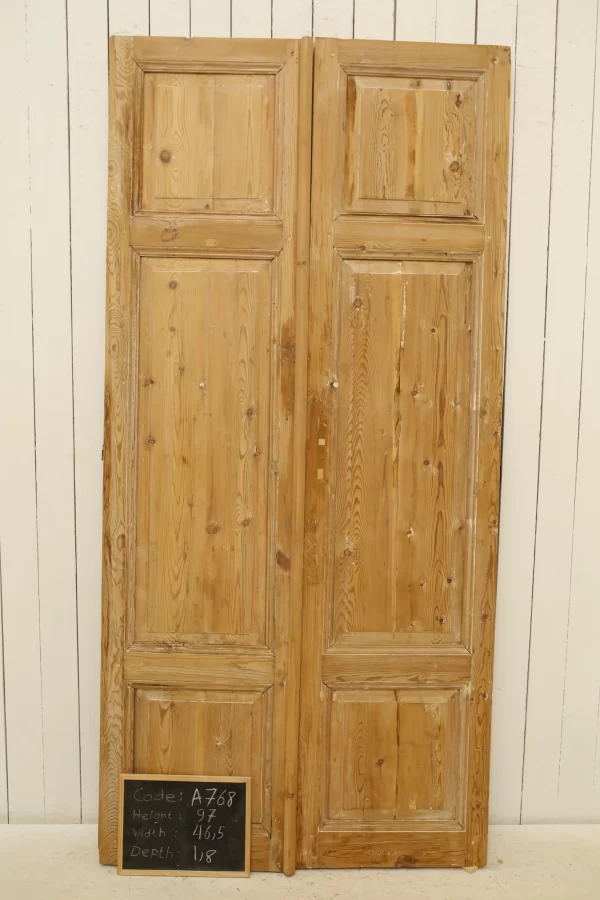 Antique French panel door - lot A768