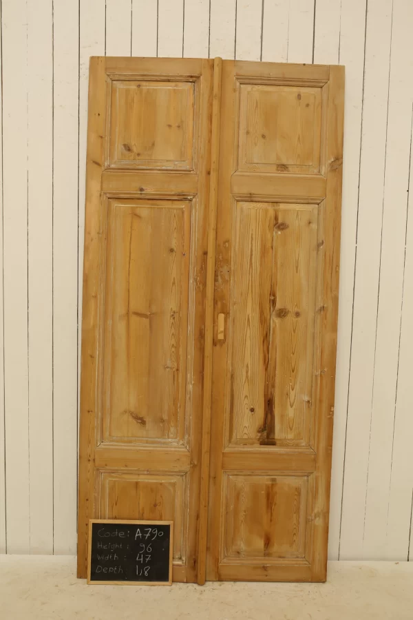 Antique French panel door - lot A790