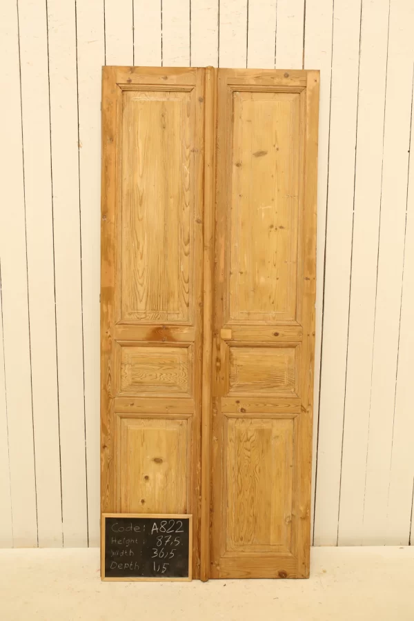 Antique French panel door - lot A822