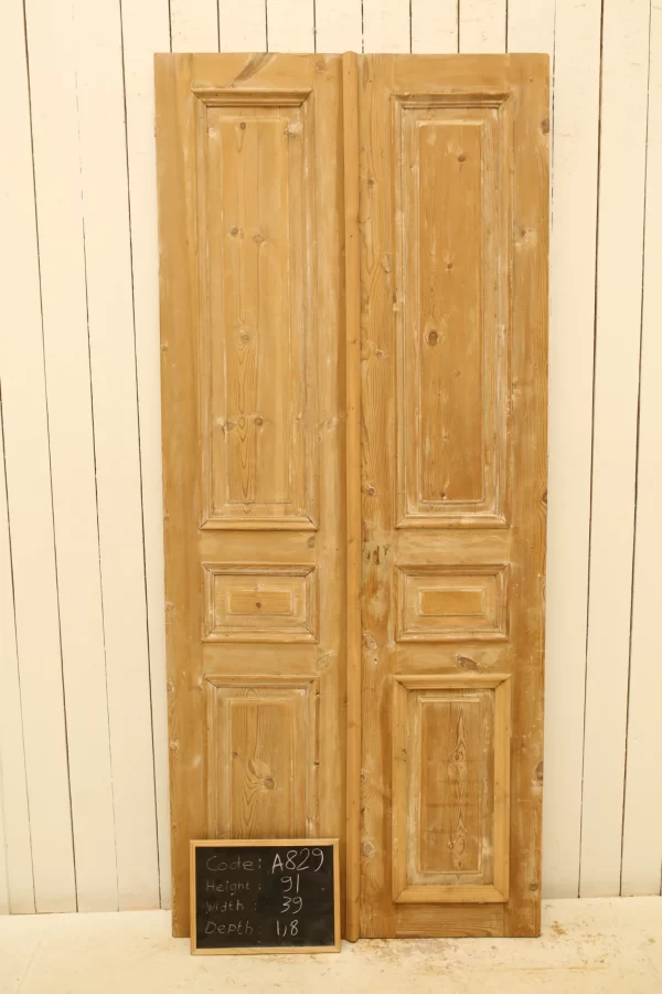 Antique French panel door - lot A829