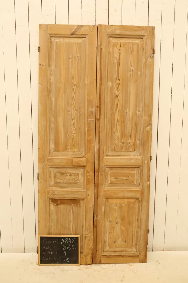 Antique French panel door - lot A842 - Image 2