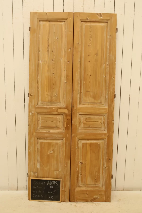 Antique French panel door - lot A848 - Image 2