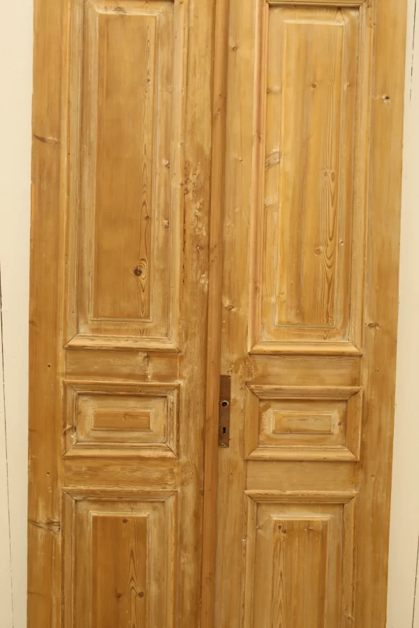 Antique French panel door - lot A856 - Image 2